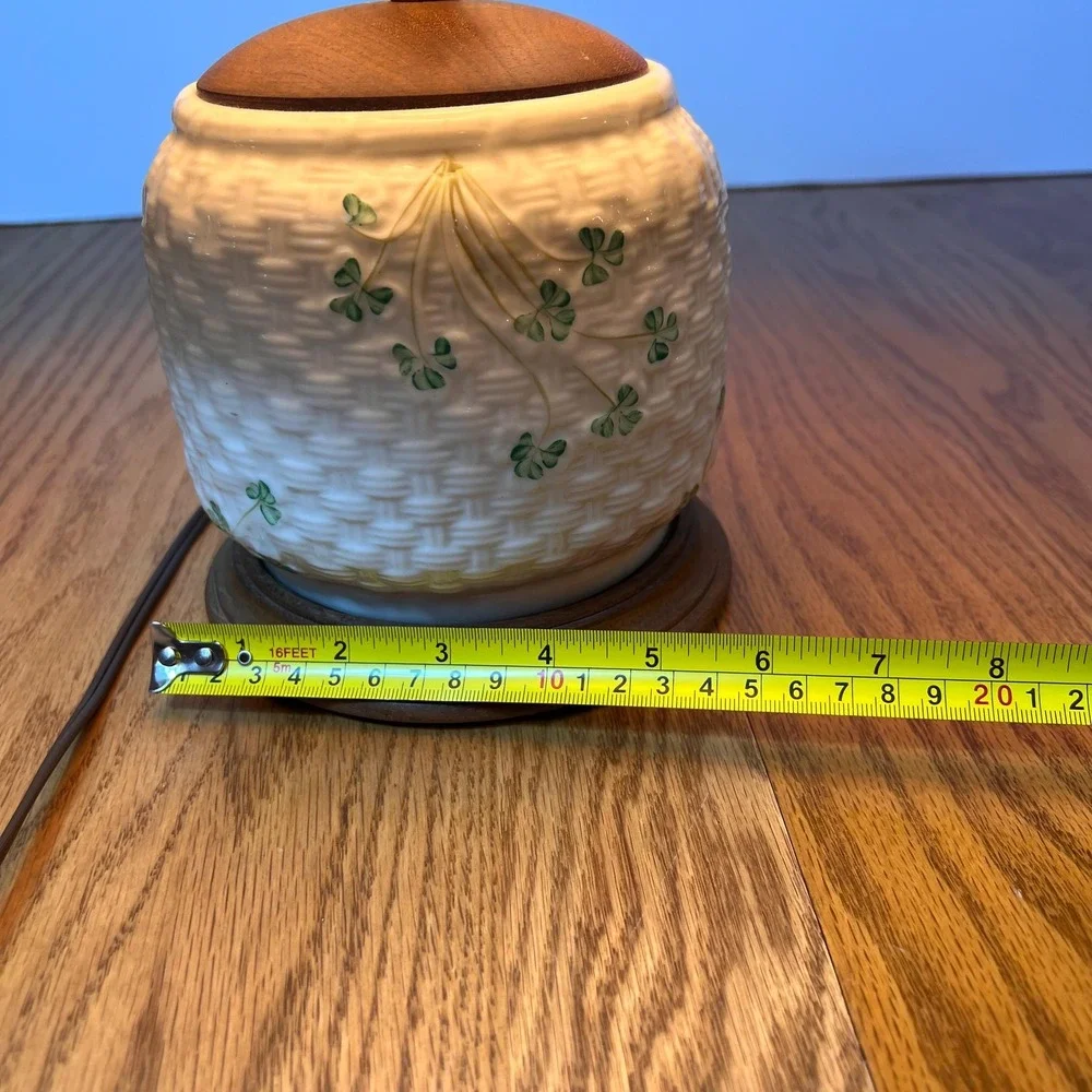 Vintage Belleek Ireland Shamrock Porcelain Table Lamp tested Working w Shade*